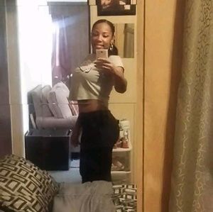 Meet your Posher, Melinda